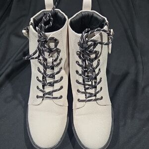 Women's Cream Lace-Up Boots